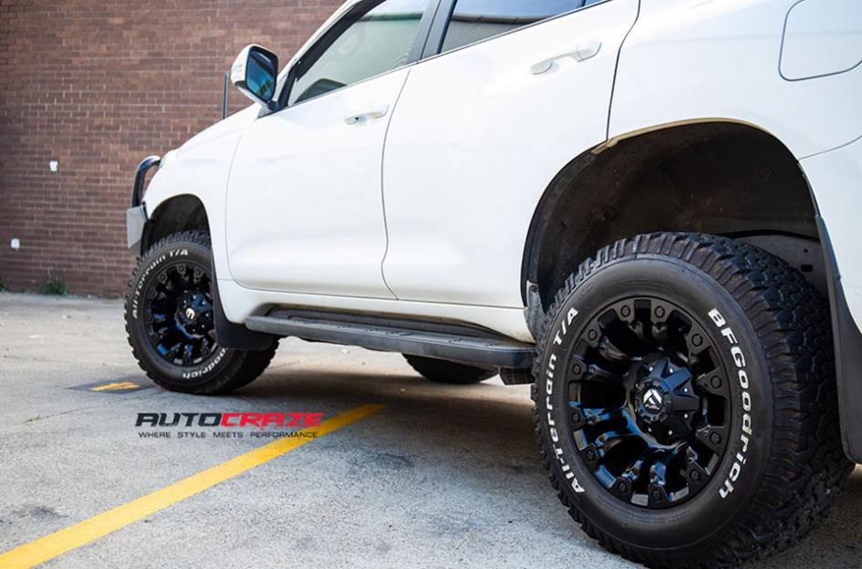 TOYOTA-PRADO-VAPOR-MATTE-BLACK